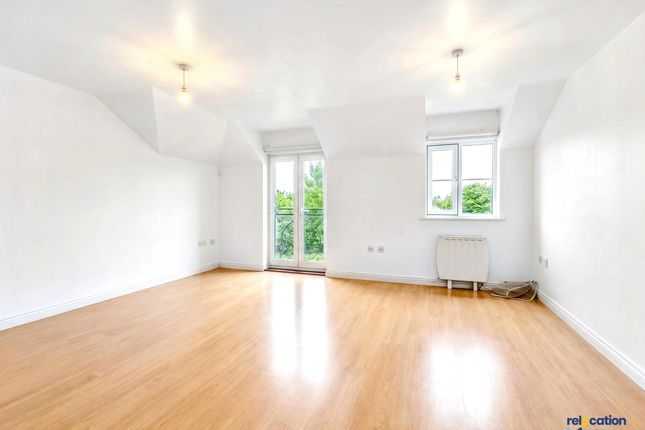 129 Yukon Road, Broxbourne photo 2
