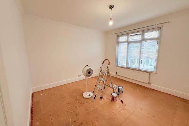 Marshalls Road, Romford photo 5