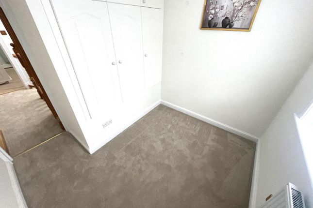 Bedroom 4.Jpg