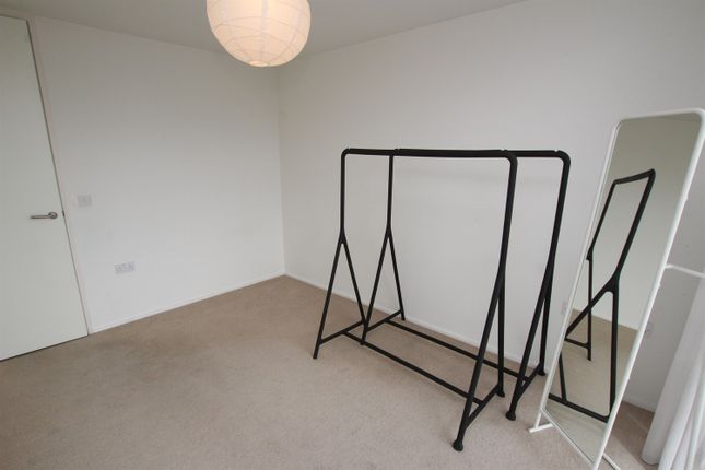 Flat to rent in Canal Street, Nottingham