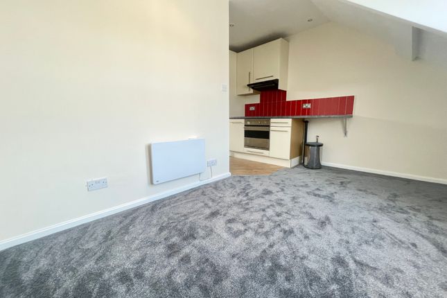 Flat B, Sheffield photo 5