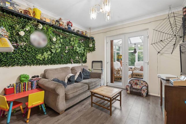 16, Queens Avenue, Birchington photo 4