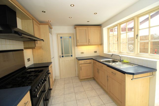 Thumbnail Semi-detached house to rent in Albany Road, Enfield
