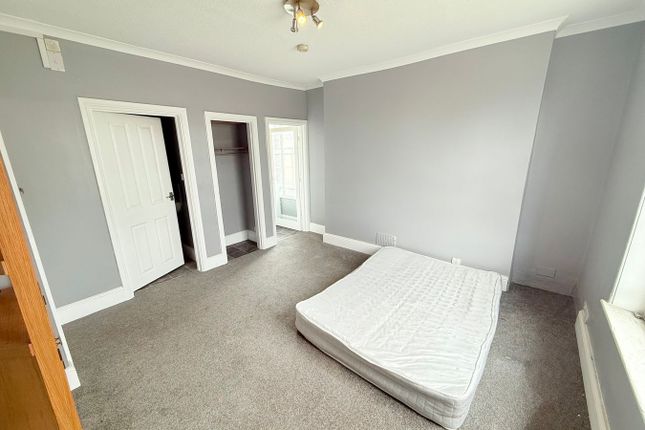 Flat 4, 1, Compass Hill, Taunton photo 3