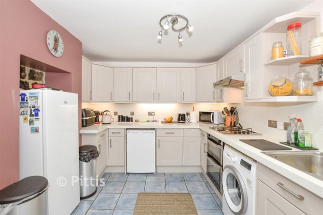 27A, Spring Hill, Ventnor photo 4
