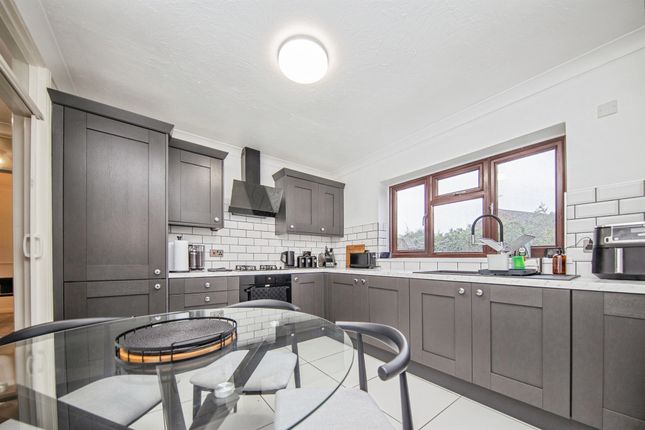 5, Shackleton Close, HARWICH photo 3