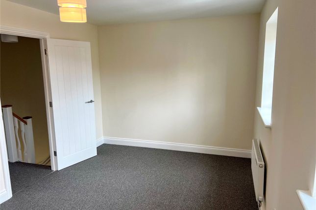 Terraced house to rent in Field View, Brackley