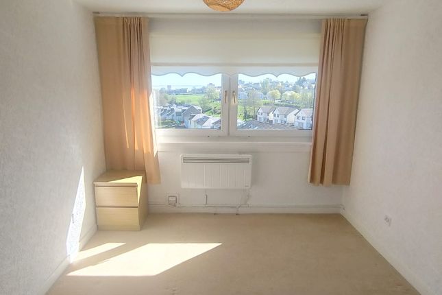 53, Rankin Court, Greenock photo 5