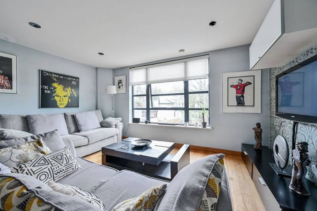 Thumbnail Flat for sale in Station Crescent, Greenwich, London