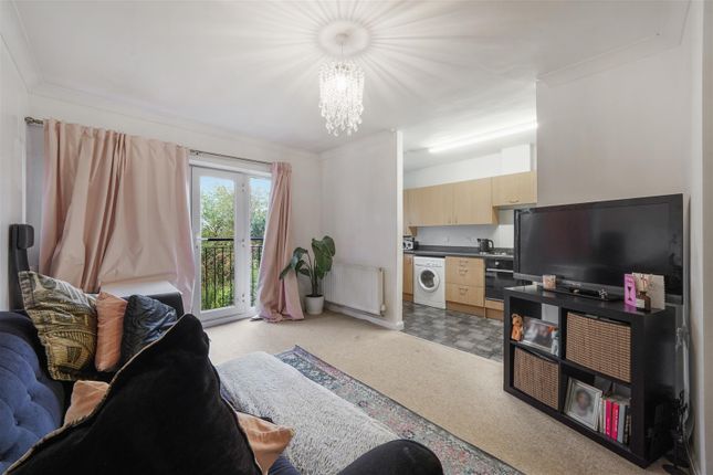 15 Park Lodge, 32, Greenford Road, Harrow photo 2