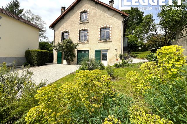Thumbnail Villa for sale in Nontron, Dordogne, Nouvelle-Aquitaine
