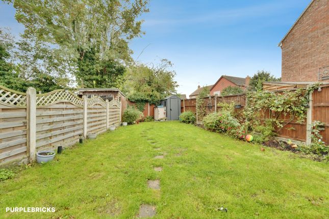 King William Close, Kempston, Bedford photo 3