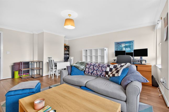 Flat 5/2, 15, Roslea Drive, Glasgow photo 4