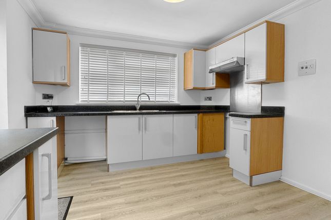 23 Starfield Close, Ipswich photo 4