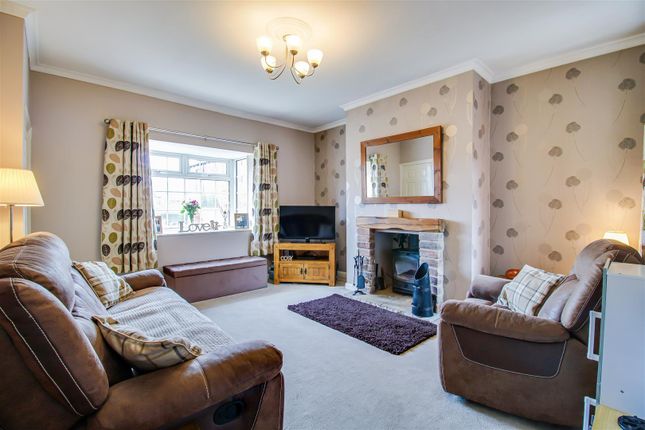 51, Nell Gap Lane, Wakefield photo 4