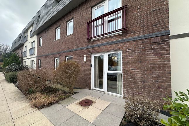 Apartment 4, Willow Court, Clyne Common, Swansea photo 2