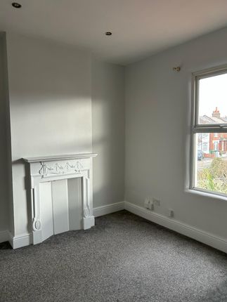 Flat C, Southwood Road, Eltham photo 3