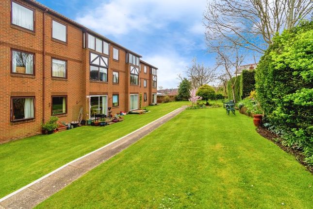 Thumbnail Flat for sale in Chestnut Court, Southampton