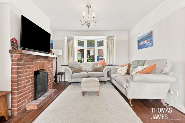 70, Avenue Road, London photo 2