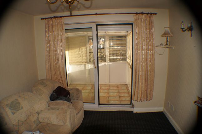 14 Duchywood, Bradford photo 3