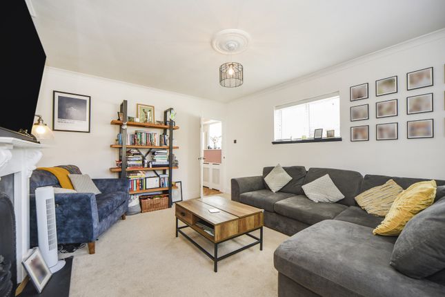 18, Footbury Hill Road, Orpington photo 4