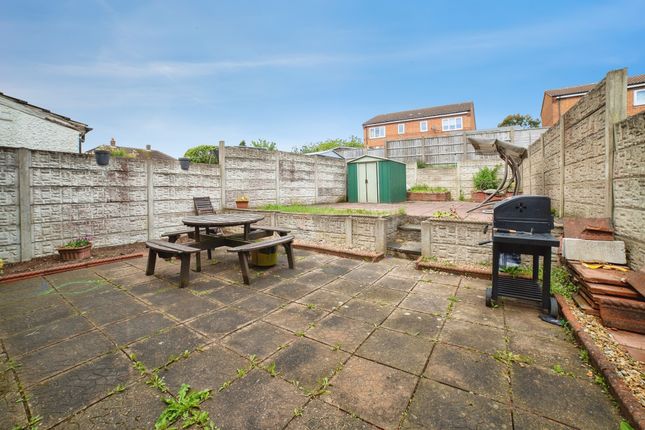 7, Birks Road, Mansfield photo 2