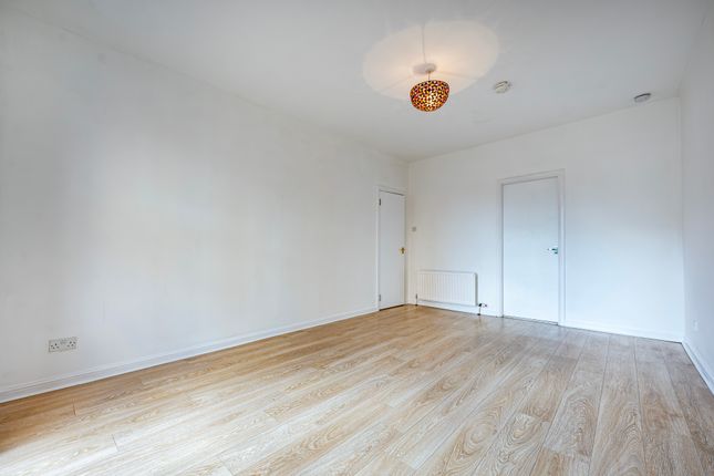 Flat 0/1, 32 St. Ninian Terrace, Glasgow photo 5