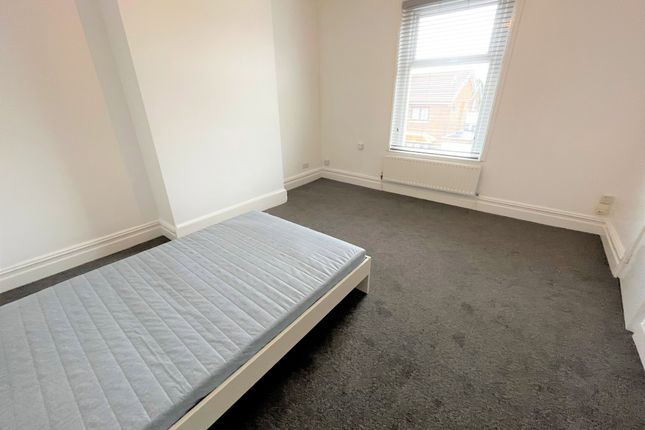 Flat 2, 2, Holmfield Road, Preston photo 4