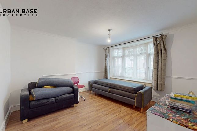 71 Cannington Road, Cannington Road, Dagenham photo 4