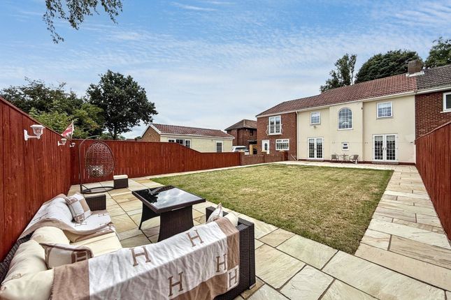6, Burdon Crescent, Wingate photo 2