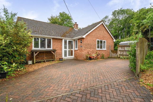 2-bed house on 5A, Folly Field, Southampton, £350,000