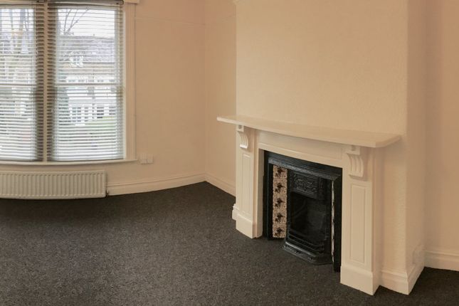 Flat to rent in Apartment, Franklin Road, Harrogate