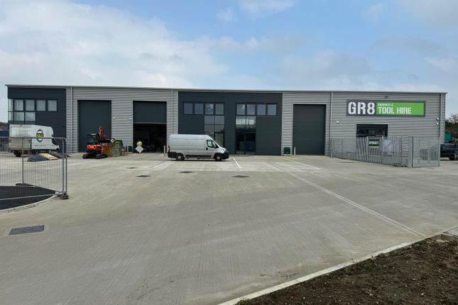 Industrial to let in CB10