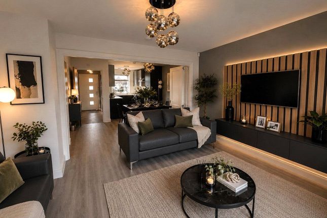 15 Vick Close, Stonehouse photo 3