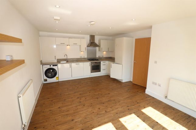 19, Bramley Court, Orpington photo 3