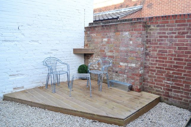13A,, Cross Street, Oxfordshire photo 4