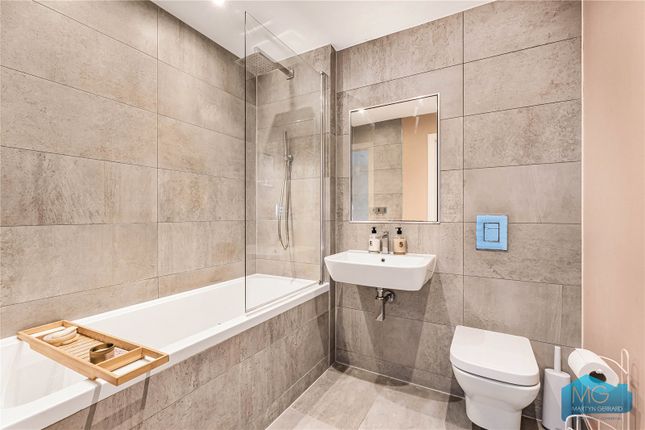 Flat 17, Burghley House, 18, Royal Engineers Way, London photo 4