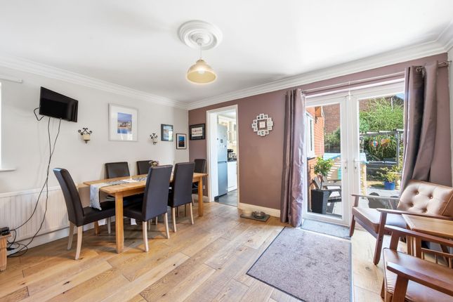 32 The Rowans, Cambridge photo 4