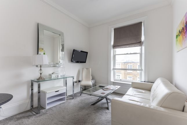 Thumbnail Flat to rent in Airlie Gardens, London