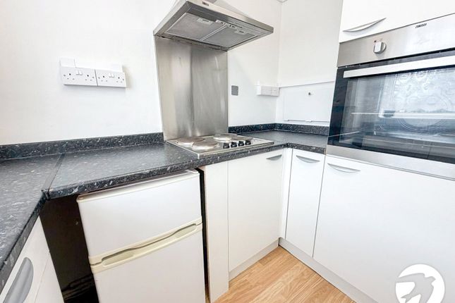 5 Hever House,, Cypress Court, Kent photo 2