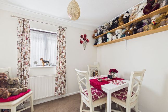 43, Town Farm, Redruth photo 3