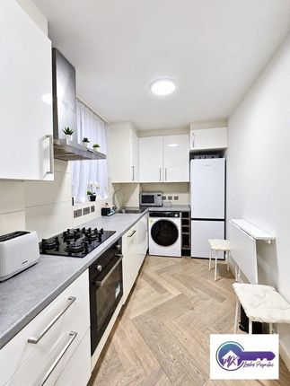 Tilehurst, Albany Street, London photo 5