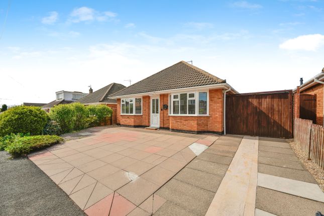 Thumbnail Bungalow for sale in Arden Road, Worcester, Worcestershire