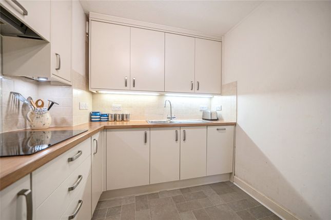 23 Ash Lodge,, Hartford Court, Hartley Wintney photo 4