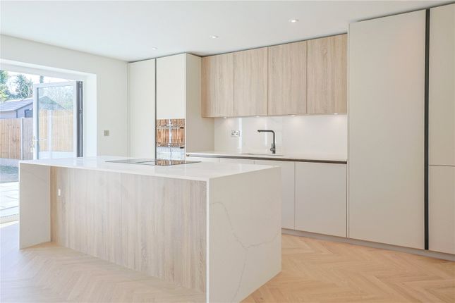10, Castle Lane, Kent photo 4