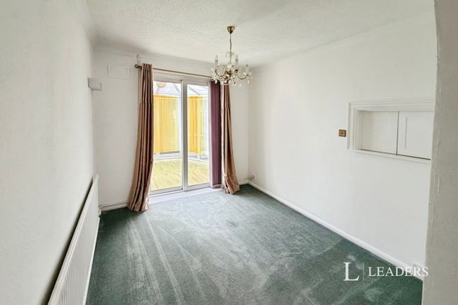 3, Simmins Crescent, Leicestershire photo 5