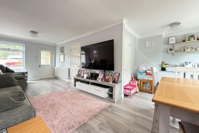 74, Nortonwood, Stroud photo 2