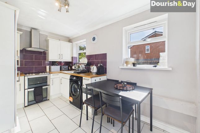 11 Torridge Drive, Stafford photo 4