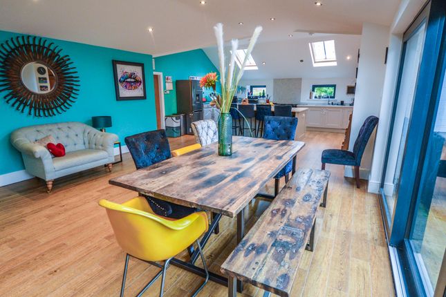 Open-Plan Kitchen And Family Room