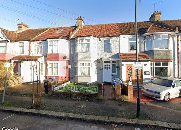 Thumbnail Terraced house to rent in Park Road, Wembley